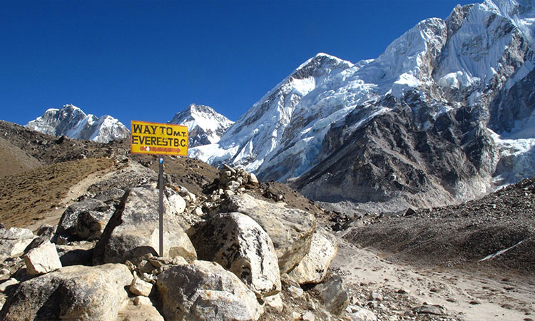 Everest base camp trek