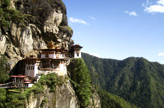 Across the Kingdom Bhutan tour