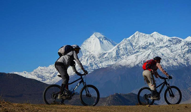 mountain-biking-in-nepal