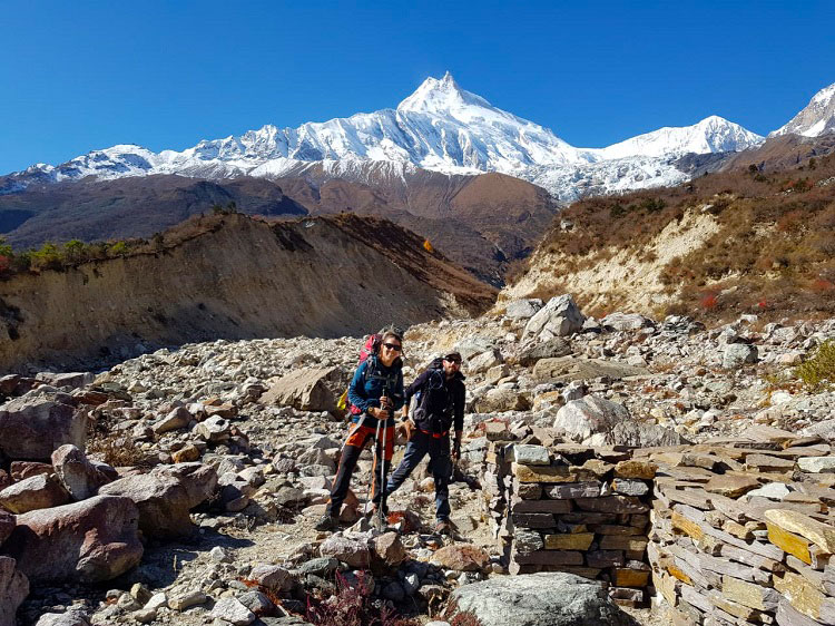 Manaslu-Base-Camp-Trekking