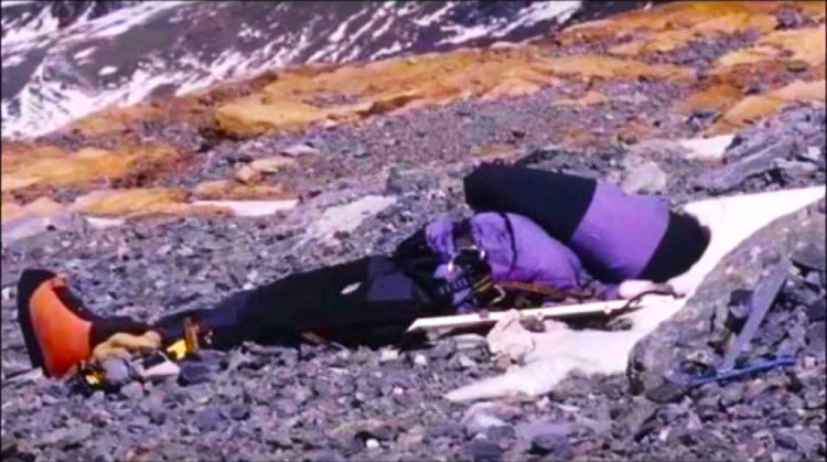 A corpse at Everest Graveyard